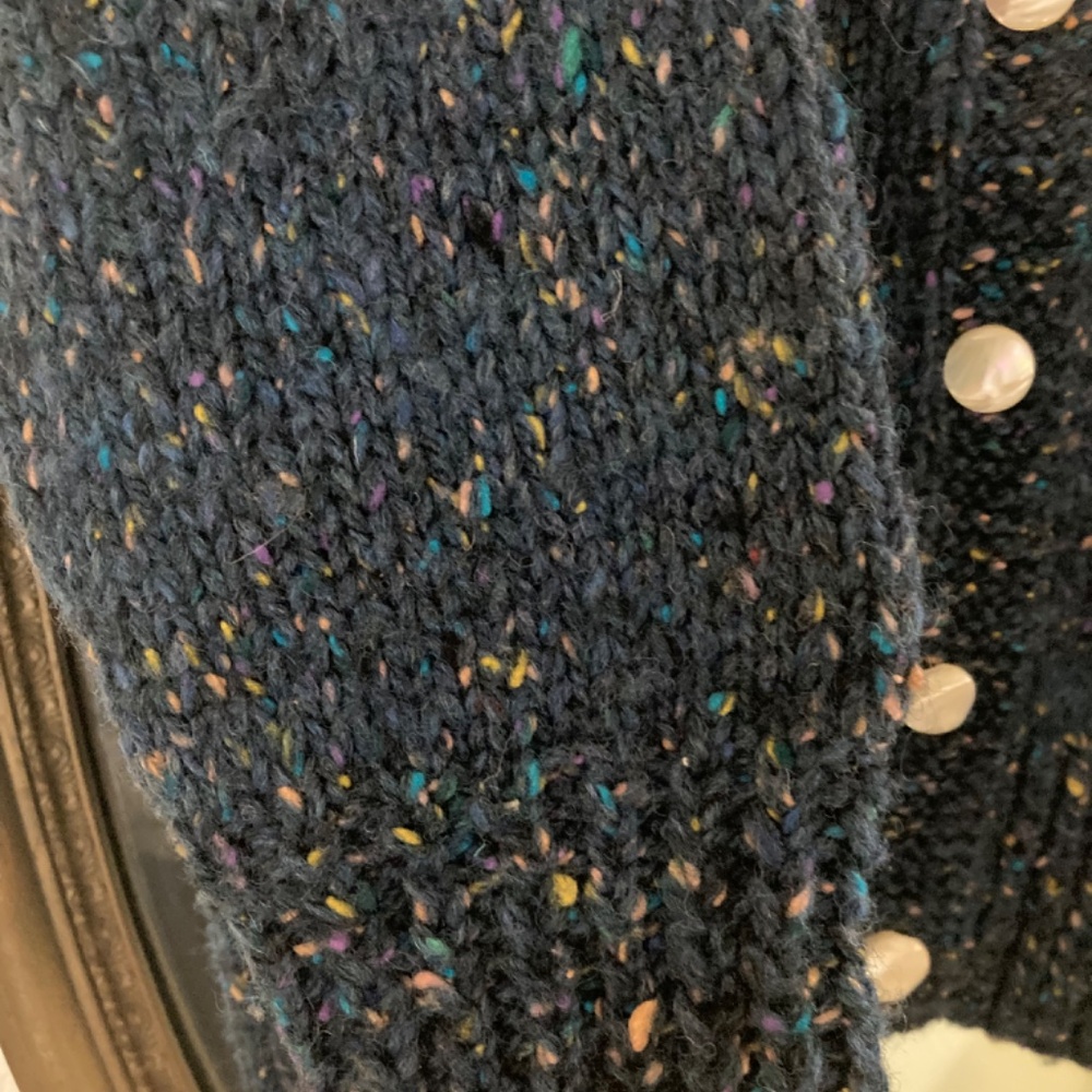 Vintage Hand knit sweater in Denmark 100% Wool - Picture 4 of 5